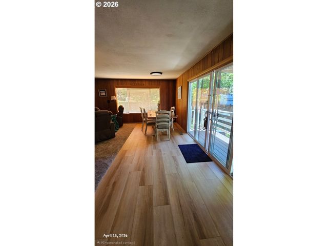 488 WALNUT Ln, Eugene, OR 97401