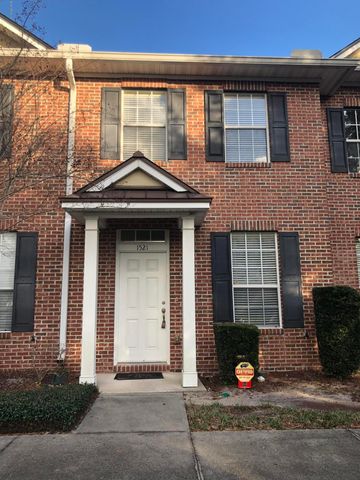 1521 FIELDVIEW Drive, Jacksonville, FL 32225