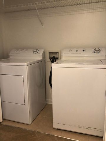 1521 FIELDVIEW Drive, Jacksonville, FL 32225