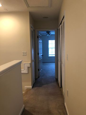 1521 FIELDVIEW Drive, Jacksonville, FL 32225