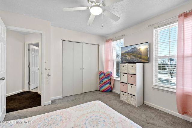 12502 Bridgetown Pl, Louisville, KY 40245