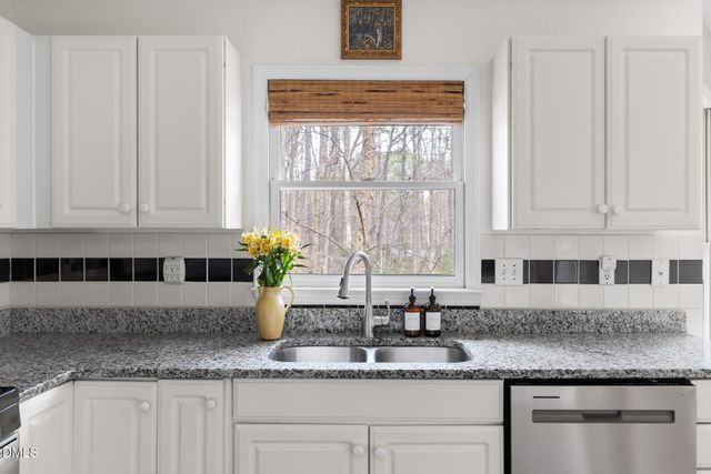 218 Oxford Hills Drive, Chapel Hill, NC 27514