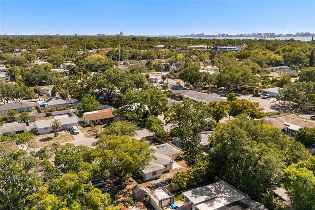 620 JACARANDA STREET, Dunedin, FL 34698