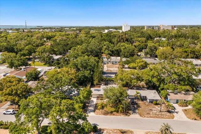 620 JACARANDA STREET, Dunedin, FL 34698