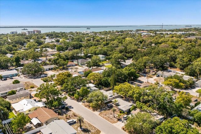 620 JACARANDA STREET, Dunedin, FL 34698