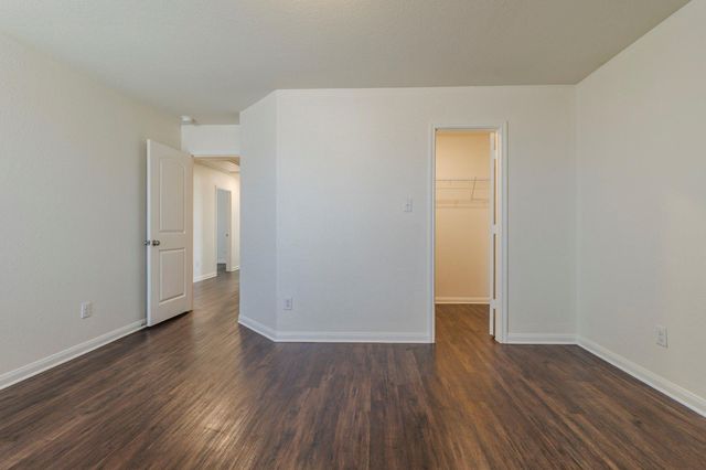 1590 Twin Estates DR, Kyle, TX 78640