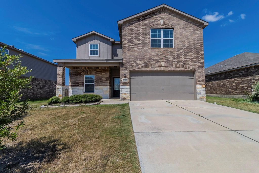 1590 Twin Estates DR, Kyle, TX 78640