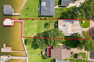 140 Pin Oak Drive, Mabank, TX 75156