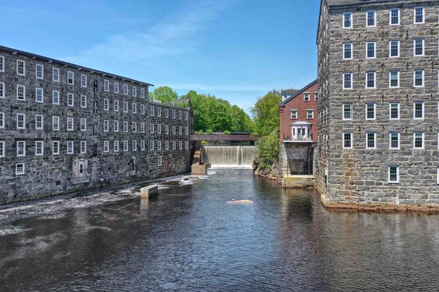 125 Main St Apt 35, Newmarket, NH 03857