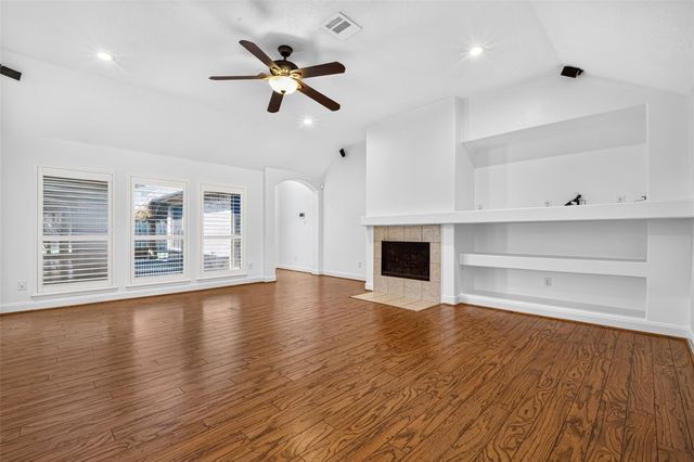 2908 Misty Wind Court, League City, TX 77573