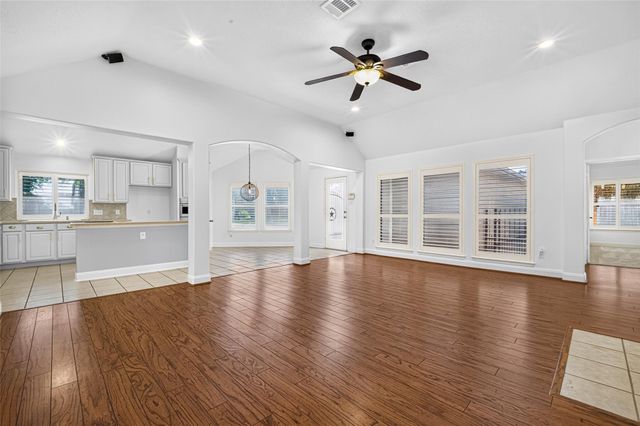 2908 Misty Wind Court, League City, TX 77573