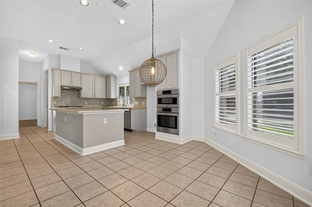 2908 Misty Wind Court, League City, TX 77573