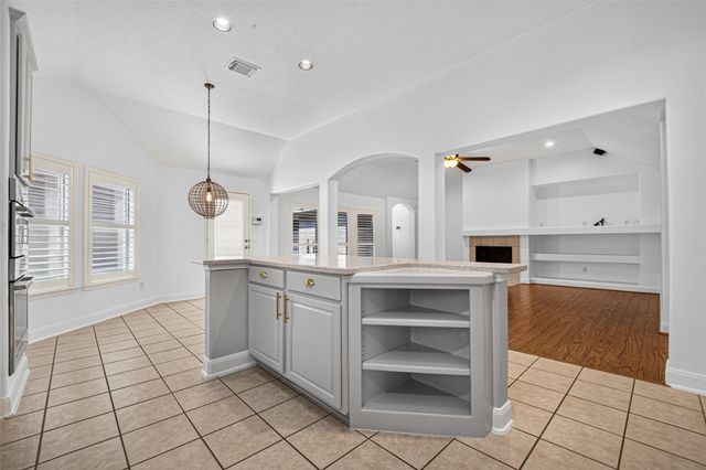 2908 Misty Wind Court, League City, TX 77573