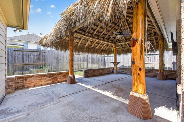 2908 Misty Wind Court, League City, TX 77573