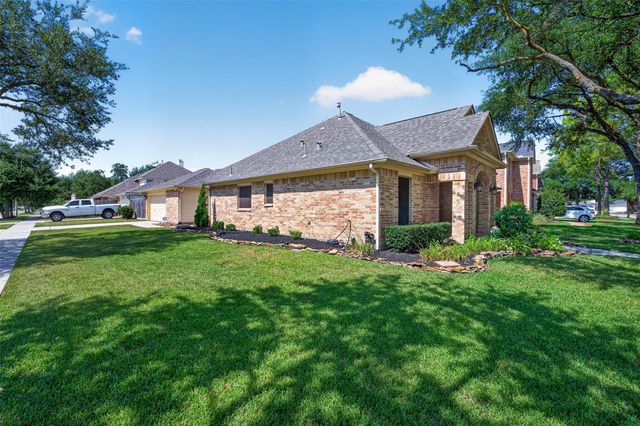 2908 Misty Wind Court, League City, TX 77573
