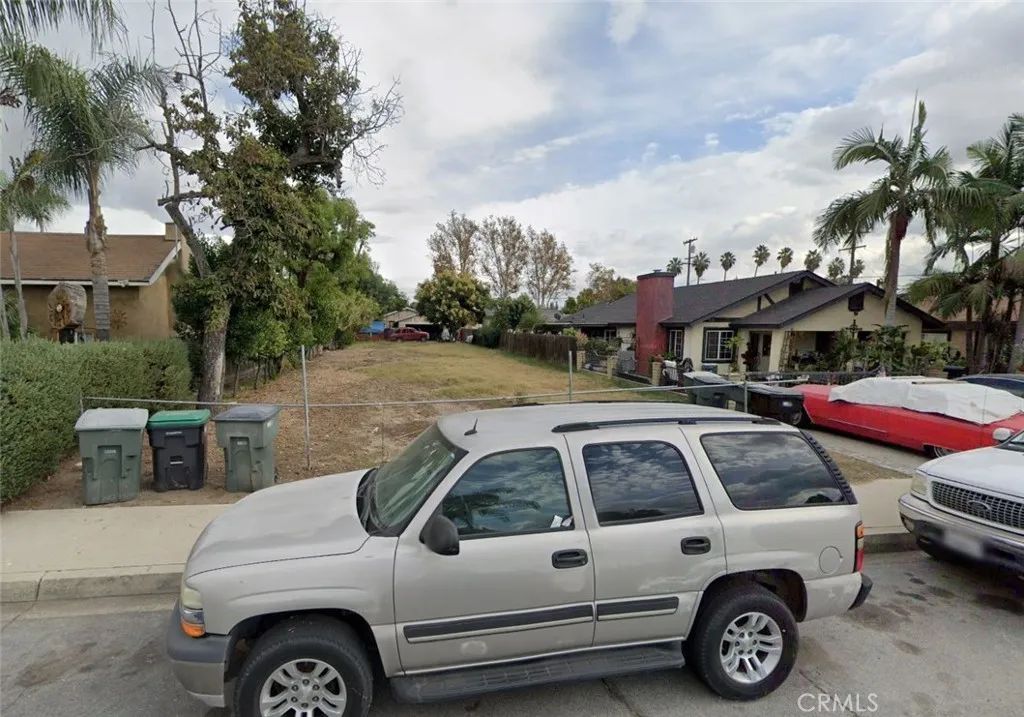 13123 2nd, Chino, CA 91710