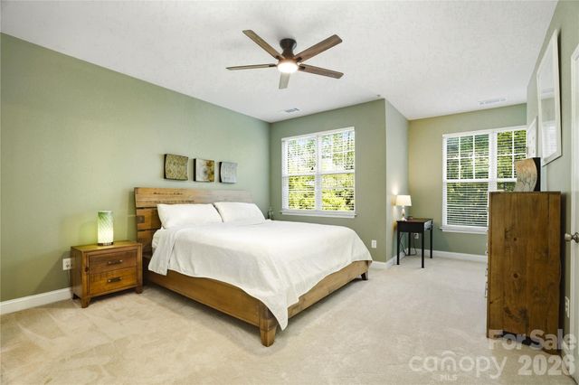 6048 Champions Crest Drive, Charlotte, NC 28269