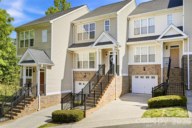6048 Champions Crest Drive, Charlotte, NC 28269