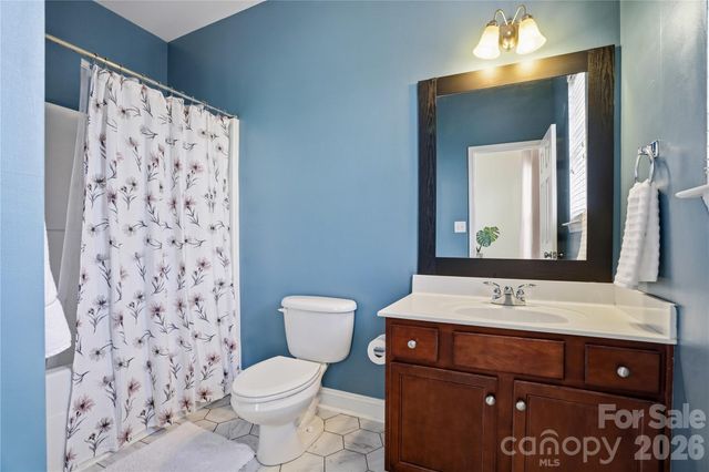 6048 Champions Crest Drive, Charlotte, NC 28269