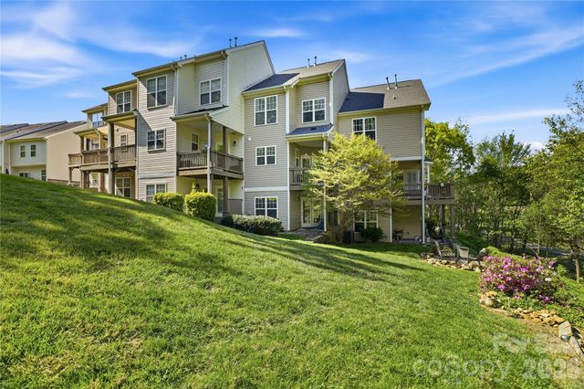 6048 Champions Crest Drive, Charlotte, NC 28269