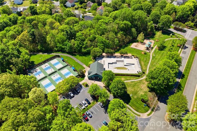 6048 Champions Crest Drive, Charlotte, NC 28269