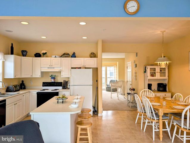 38337 AMAGANST, Ocean View, DE 19970