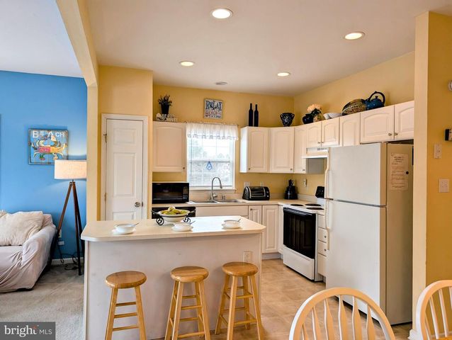 38337 AMAGANST, Ocean View, DE 19970