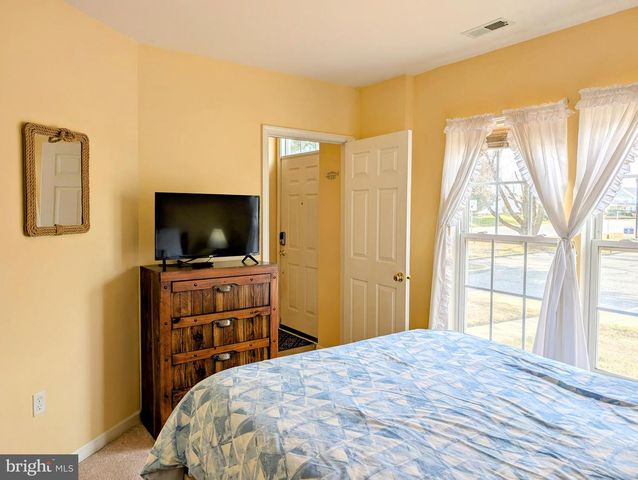 38337 AMAGANST, Ocean View, DE 19970