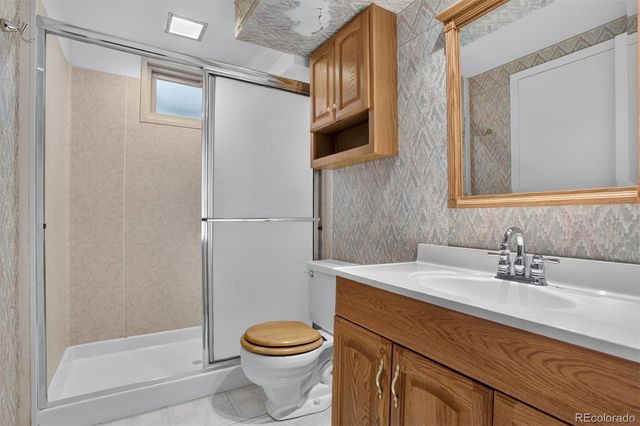 1833 S Carr Street, Lakewood, CO 80232