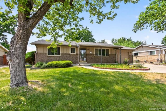 1833 S Carr Street, Lakewood, CO 80232