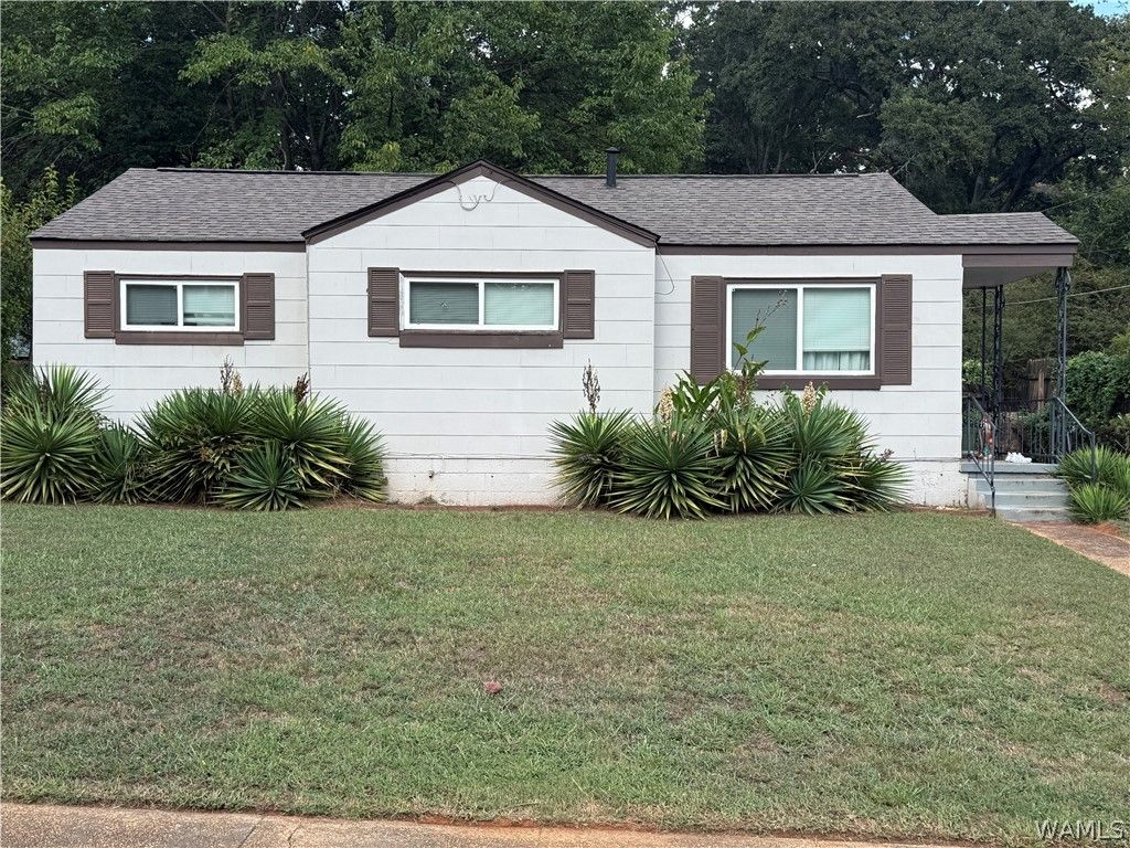 925 Garywood, Hueytown, AL 35023