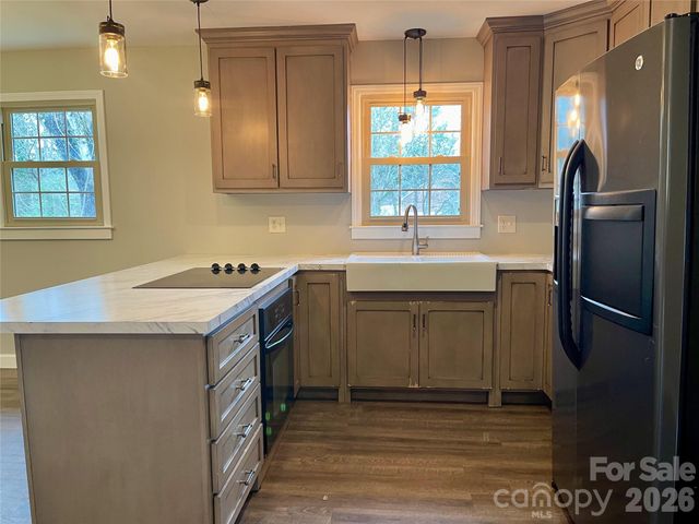 635 Powell Road NE, Lenoir, NC 28645