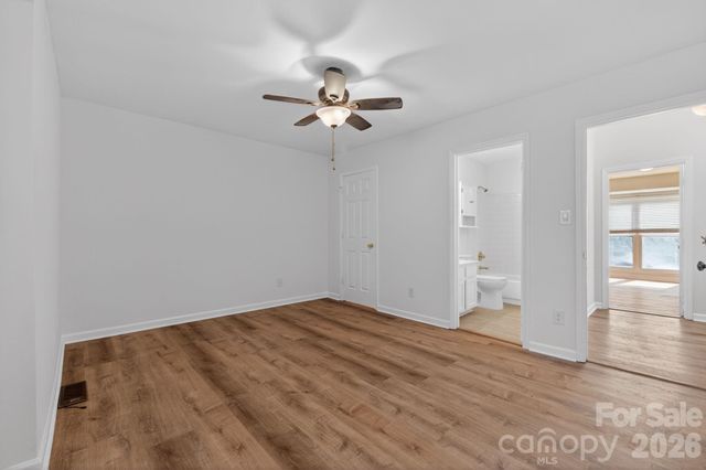 11017 Carmel Crossing Road, Charlotte, NC 28226