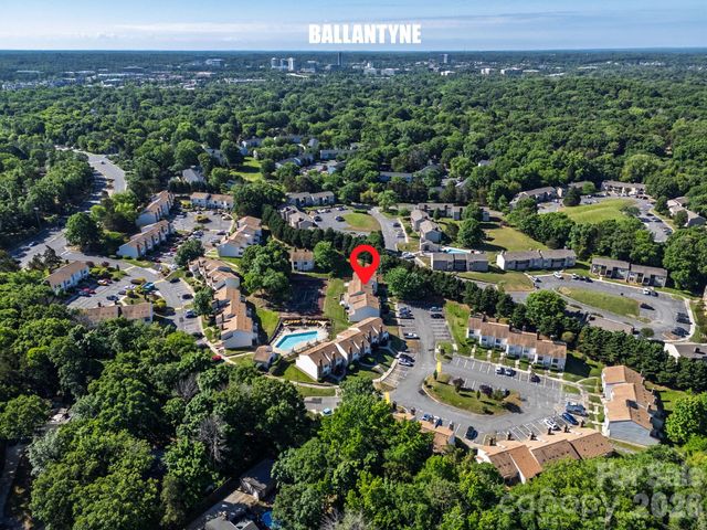 11017 Carmel Crossing Road, Charlotte, NC 28226