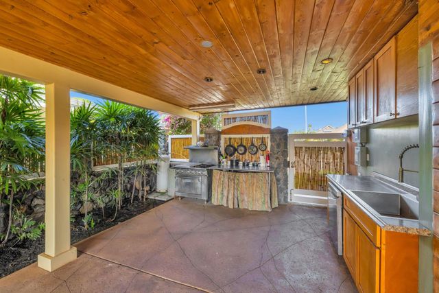194 Kamakoi Loop, Kihei, HI 96753
