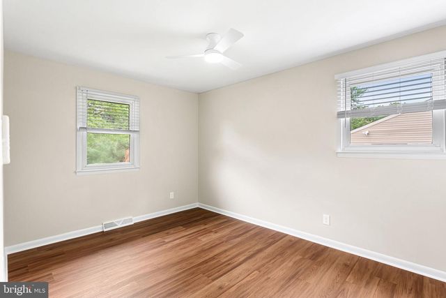 16 PROSPECT AVE, Sicklerville, NJ 08081