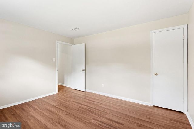 16 PROSPECT AVE, Sicklerville, NJ 08081