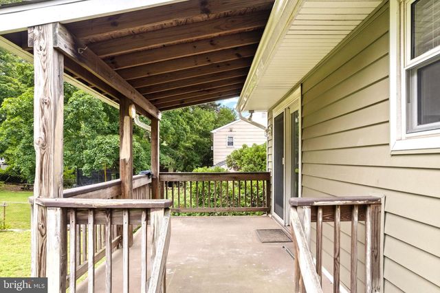 16 PROSPECT AVE, Sicklerville, NJ 08081