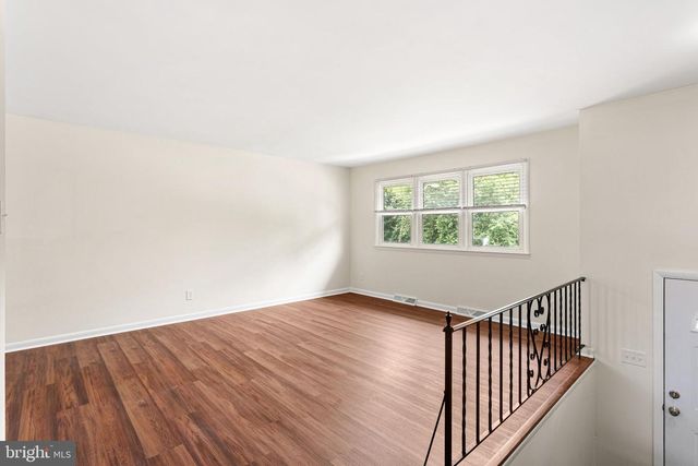 16 PROSPECT AVE, Sicklerville, NJ 08081