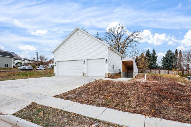 2216 S 700 W, Perry, UT 84302