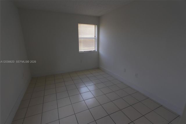 650 NW 114th Avenue 202, Sweetwater, FL 33172
