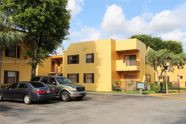 650 NW 114th Avenue 202, Sweetwater, FL 33172