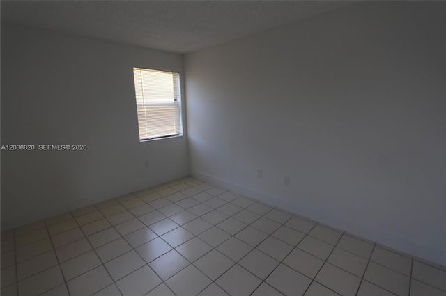 650 NW 114th Avenue 202, Sweetwater, FL 33172