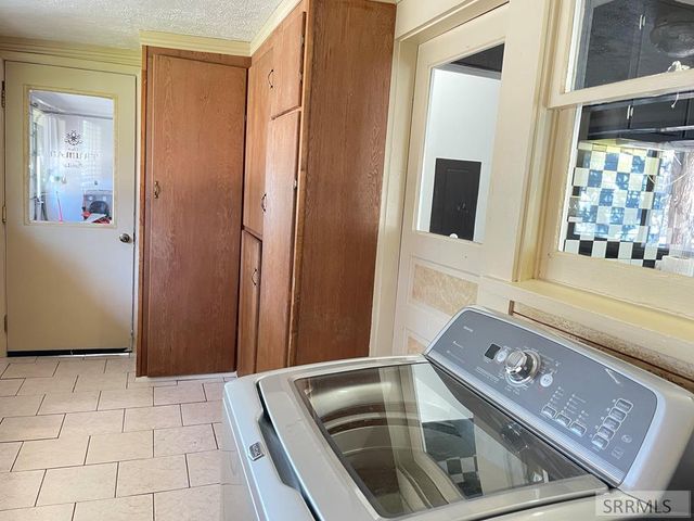 89 W Center Street, Blackfoot, ID 83221