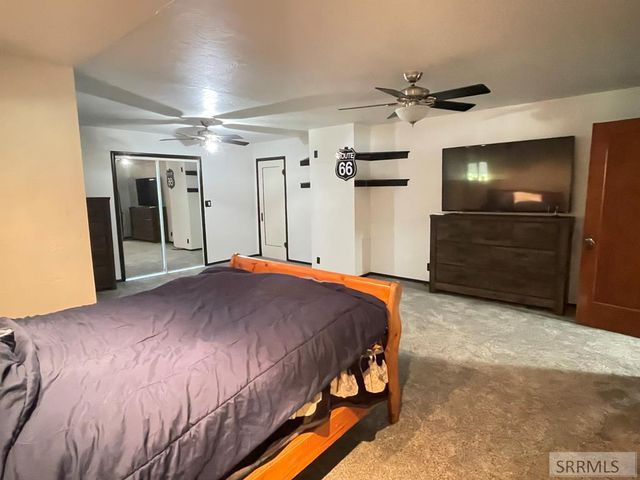 89 W Center Street, Blackfoot, ID 83221