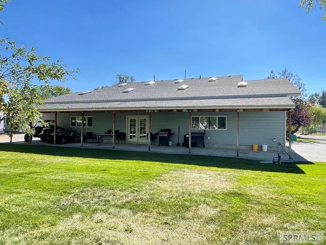 89 W Center Street, Blackfoot, ID 83221