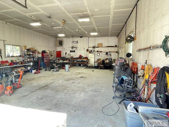 89 W Center Street, Blackfoot, ID 83221