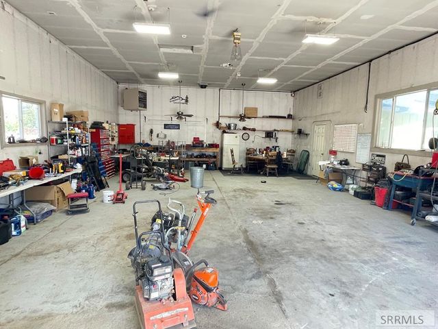 89 W Center Street, Blackfoot, ID 83221