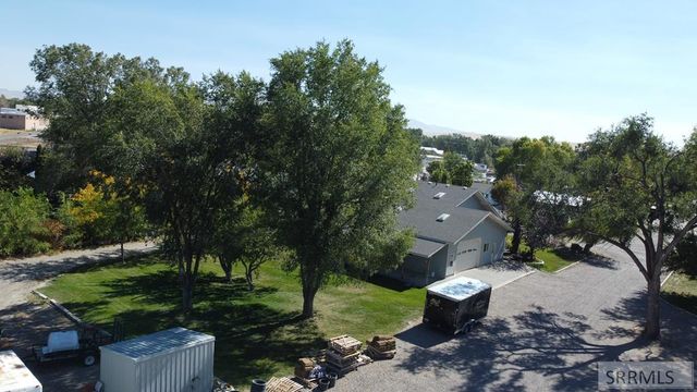 89 W Center Street, Blackfoot, ID 83221