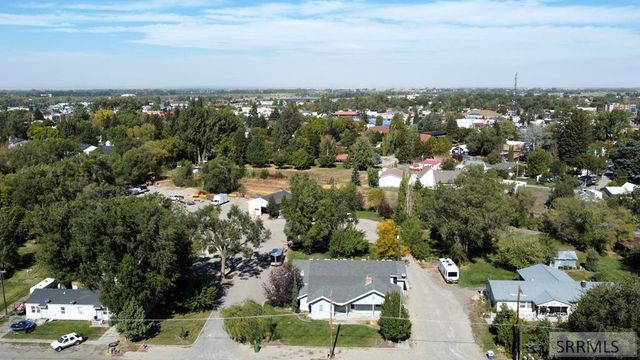 89 W Center Street, Blackfoot, ID 83221
